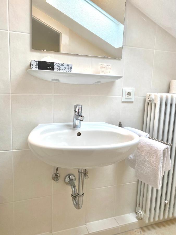 Gemuetliche Ferienwohnung Am Tegernsee - Ruhig Im Dachgeschoss Бад Виезее Екстериор снимка