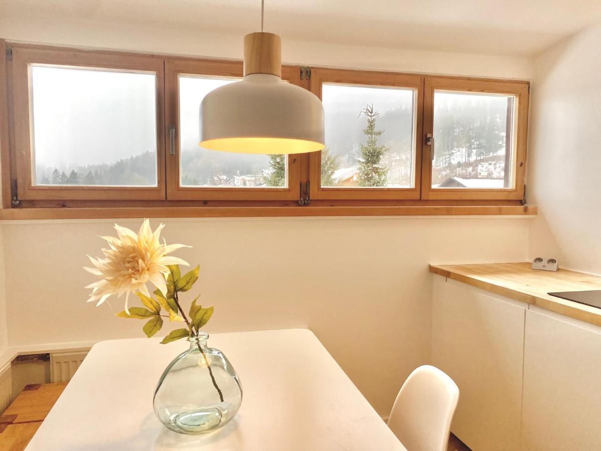 Gemuetliche Ferienwohnung Am Tegernsee - Ruhig Im Dachgeschoss Бад Виезее Екстериор снимка